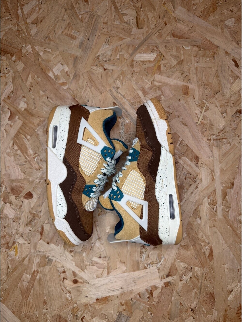Jordan 4 Retro Cacao Wow GS Size 6.5Y Brown Teal Tan FB2214-200